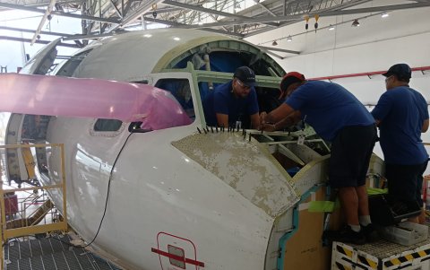 En el MRO de LATAM, técnicos de distintos países han encontrado no solo una oportunidad laboral, sino un espacio para desarrollar su carrera en el mundo de la aviación.