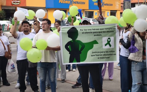 Los padres de familia denuncian que el profesor de educación física y fue detenido en flagrancia