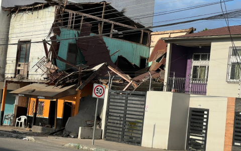 Daños en Esmeraldas tras sismo.