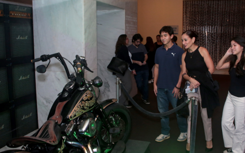 Emilio Guedes, Lorena Carchi y Dana Guedes.