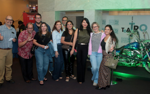 Felipe Intriago, Jorge Adoum, Francisco Guerrero, Mónica Aragundi, Alexandra Ponce, Abel Molina, Ángela Avilés, Silvia Samaniego, Norma Villacrés y Roxana Adoum.
