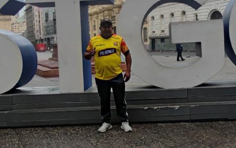 Guillermo Ramón Vera desde Santiago de Chile con la amarilla.