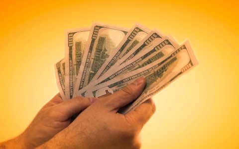 El Gobierno otorga varios bonos a ciudadanos en vulnerabilidad.