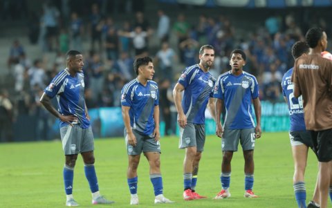 Emelec perdió en el Capwell ante Técnico Universitario.