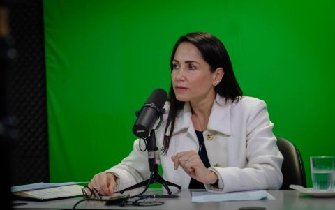 Luisa González calificó de desleal el hecho de que Verduga haya grabado conversaciones privadas.