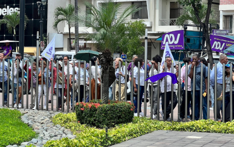 ADN mantiene conversaciones con asambleístas electos para llegar a la Asamblea Nacional con 77 legisladores.
