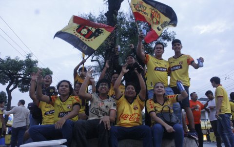 Al fan fest de Urdesa acudieron unas 300 personas.