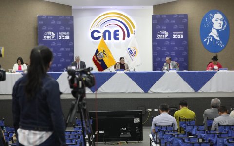 Desde el CNE no son partidarios de que también asuman facultades sancionatorias, sino como un órgano administrativo.