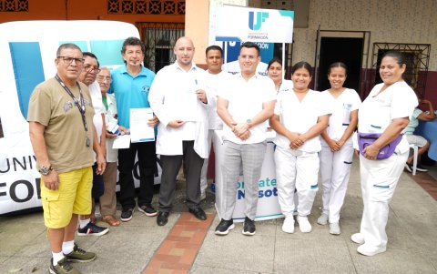 Equipo médico de la academia