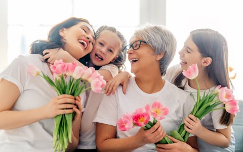 Con un poco de creatividad y planificación, es posible sorprender a mamá sin vaciar el bolsillo.