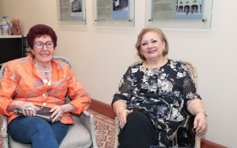 Madeleine Hollaender y Patricia de Fabara.