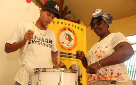 Inés Santos fue reconocida como ‘Mujer del Año’, por su trayectoria en el ámbito de acción social. Para ella es primordial rescatar a los jóvenes de Isla Trinitaria de las bandas delictivas.