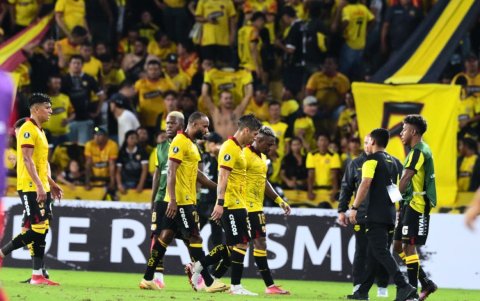 Barcelona SC volvió a perder en casa, esta vez ante River Plate de Argentina, y quedó al borde de la eliminación