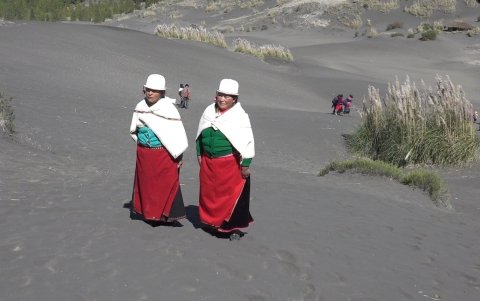 Las comunidaes se organizan para poder llevar a los turistas a conocer el lugar.