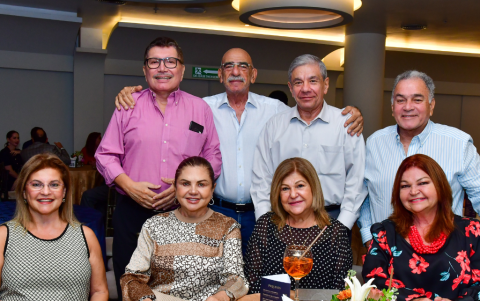 Freddy Sánchez, Kamal Khamashta, Carlos Nacer, Víctor Ceballos, Gina Hadda, Lupita Barciona, Adela Aquim y Katia Stepan.