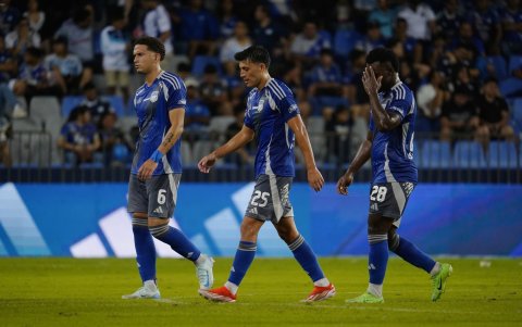 Emelec no se levanta de la crisis deportiva en el estadio George Capwell