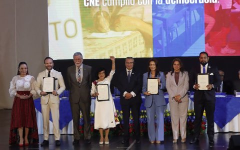 Los asambleístas nacionales, del exterior y de Pichincha recibieron sus credenciales el 9 de mayo de 2025.