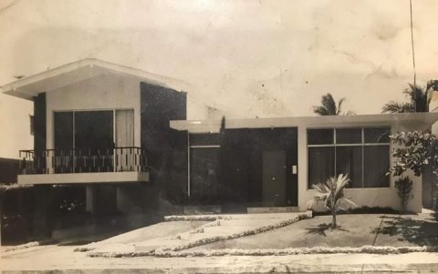 Esta vivienda se ubica en Circunvalación Sur entre Ficus y Las Monjas. Tomado de Guayaquil 2020.