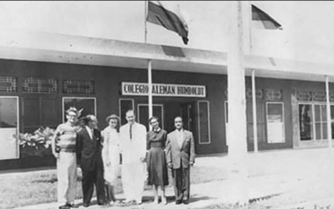 Otra institución educativa que nació en Urdesa fue el colegio Alemán Humboldt, en la vía Víctor Emilio Estrada, donde ahora queda un supermercado.