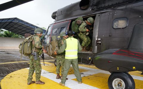 Acto. 1.500 soldados se despliegan en Orellana y Sucumbíos para capturar a responsables de la emboscada.