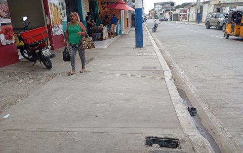 Hay cajas que lucen descubiertas aún.