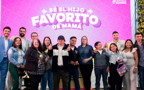 Más de 800.000 personas en todo el país resultaron favorecidas, con un gran premio de un millón de dólares al entero.