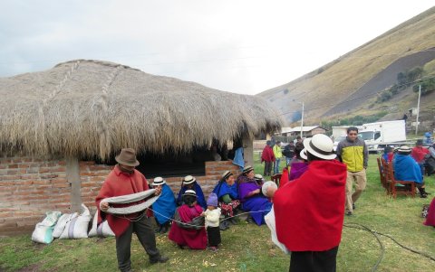 Este encuentro intercultural destaca también por integrar la visión de los pueblos originarios con propuestas europeas.