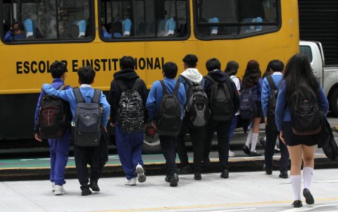 Los padres de familia de los estudiantes pueden denunciar si presencian irregularidades en las instituciones educativas