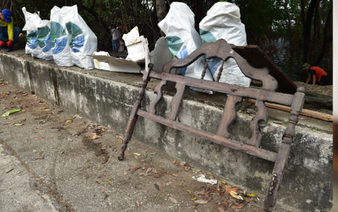En la recolección de basura se halló diferentes tipos de objetos