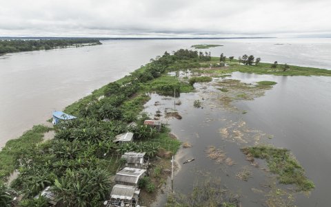Una zona inundada este domingo en la comunidad de Boca do Supiá, en la ciudad de Manacapuru (Brasil).