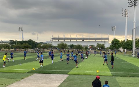 Samanes. En el borrador de la ordenanza se ha detallado el alquiler de canchas deportivas, así como las canchas de fútbol de césped sintético.