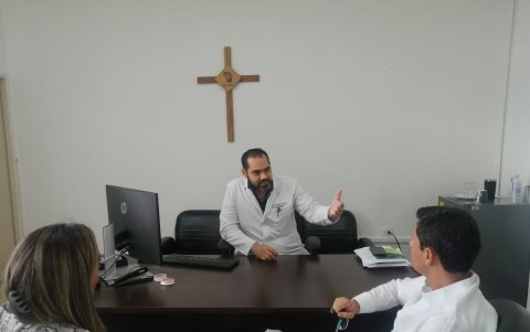 El Defensor del Pueblo habló con los médicos del Teodoro.