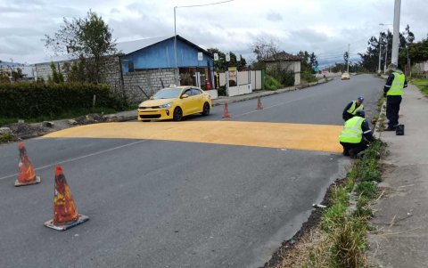 En el sector también se instalaron señales de advertencia para cruces peatonales.