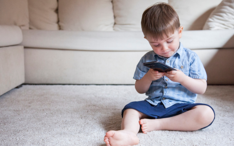 Expertos no recomiendan el uso de la tecnología a muy temprana edad.