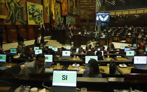 Con 136 votos a favor la Asamblea Nacional acepta la renuncia de la Fiscal General Diana Salazar.