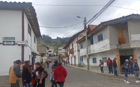 Las casas de San Fernando están tan bien construidas, artesanalmente, que han resistido terremotos.