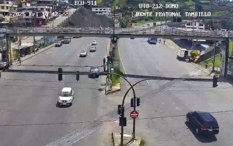 Pasadas las 10:00 se reanudó el tránsito en la av. Panamericana Sur, luego de socorrer a los heridos y limpiar los escombros que dejó el accidente.