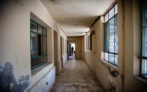 Estos pasillos eran utilizados por privados de libertad, en la actualidad es adecentado para un centro de acogida.