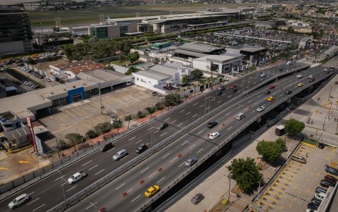 El Municipio de Guayaquil inauguró este 26 de mayo el paso a desnivel en la avenida Las Américas