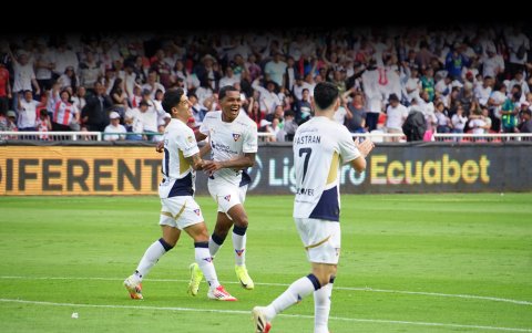 Liga de Quito busca clasificar a los octavos de la Copa Libertadores 2025 ante Central Córdoba.