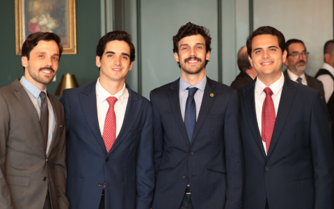 Cristián , Rodrigo y Lucas Castelblanco, junto a José Enrique Monteverde.
