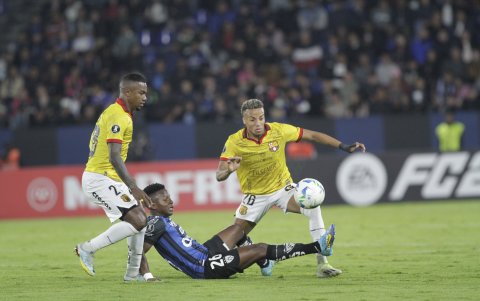 Barcelona quedó en el último lugar del grupo B.