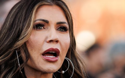 La secretaria de Seguridad Nacional (DHS, en inglés), Kristi Noem.