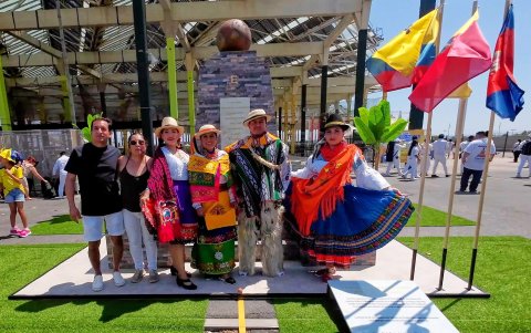 Réplica de la Mitad del Mundo en Barcelona, año 2024.