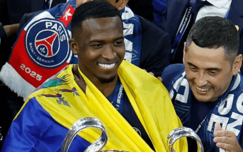 Willian Pacho es el único ecuatoriano en ganar la Champions League