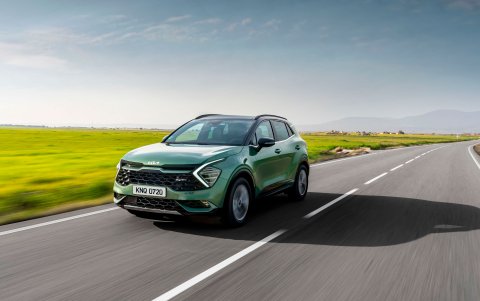 Las líneas refinadas del modelo 2025 son imponentes.