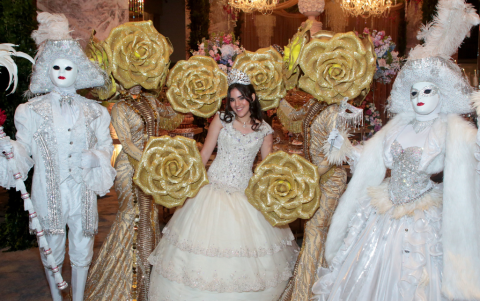 Donatella Chiarello cumplió su sueño: celebrar sus 15 años como una verdadera reina en una fiesta temática de la realeza.