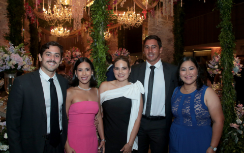 Carlos Cevallos, Michelle Falquez, Cecilia Falquez, Joachim Ampuero y Belén Forestieri.