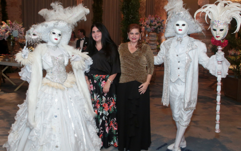 Paola Donggilio y  Leticia Haddad.