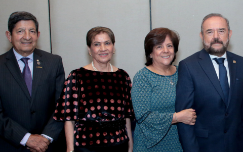 Iván Rubio, Patricia de Rubio, Elizabeth de Celi y Alfredo Celi.
